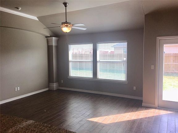 4th image of 2229 Mangrove Dr