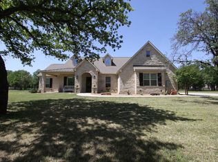 130 Treeline Ct, Lipan, TX 76462