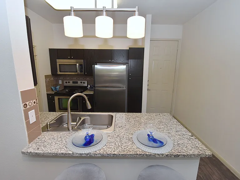 Midtown Grove — Photo 39