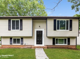 5222 Split Oak Dr, Charlotte, NC 28227