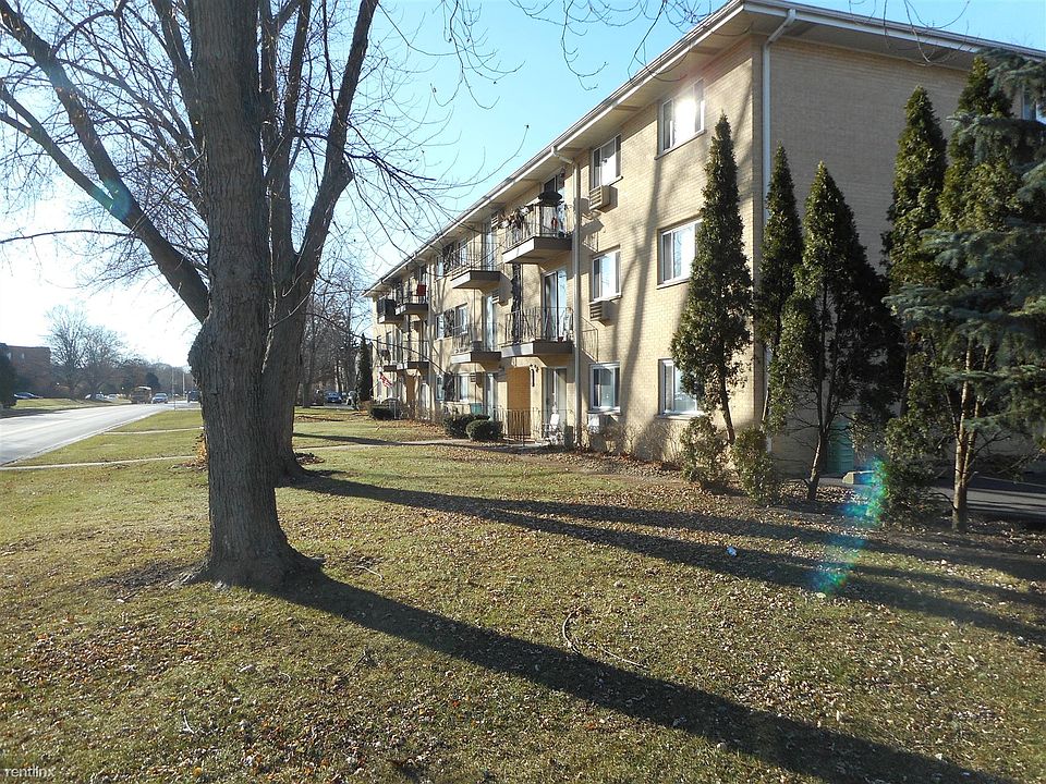 Lorraine Court Exterior - Stock Photo