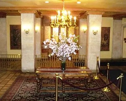 5th image of 5 Tudor City Pl APT 428