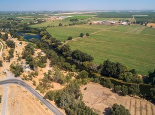 9525 Meadow Dr, Winton, CA