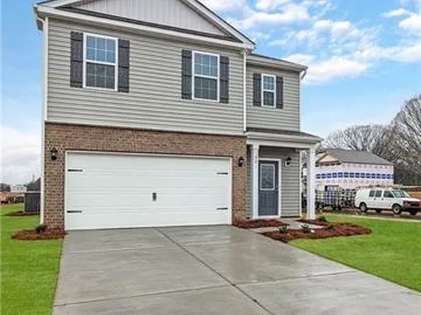 331 Gaines Rd #100, Clover, SC 29710