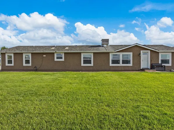 1260 N Rd, Loma, CO 81524