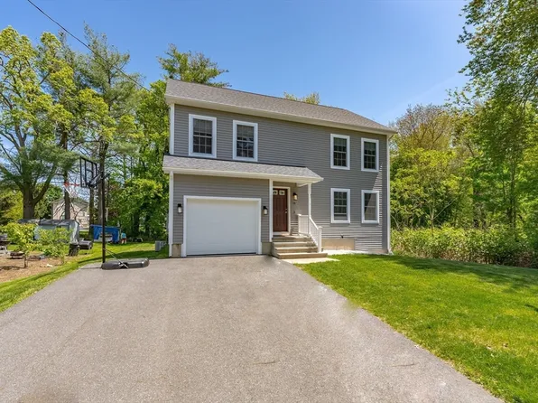 26 Woodlawn St, East Longmeadow, MA 01028