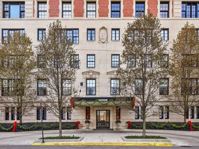 2430 N Lakeview Ave #11-12N, Chicago, IL, 60614