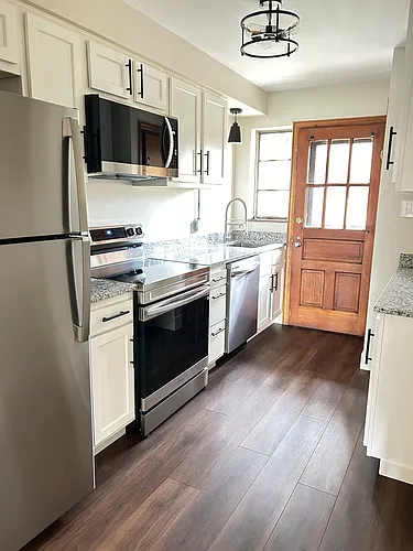 1314 W 7th Ave Photo 1