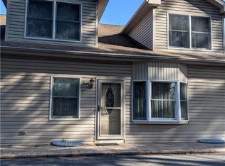 2014 Farmersville Rd, Bethlehem, PA 18020