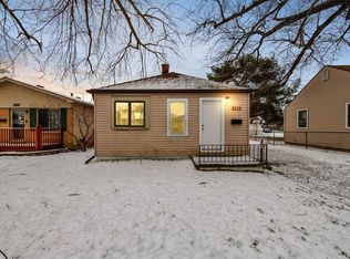 8212 Continental Ave, Warren, MI 48089