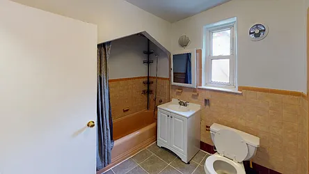 Rented by Metro Garden Realty NYC