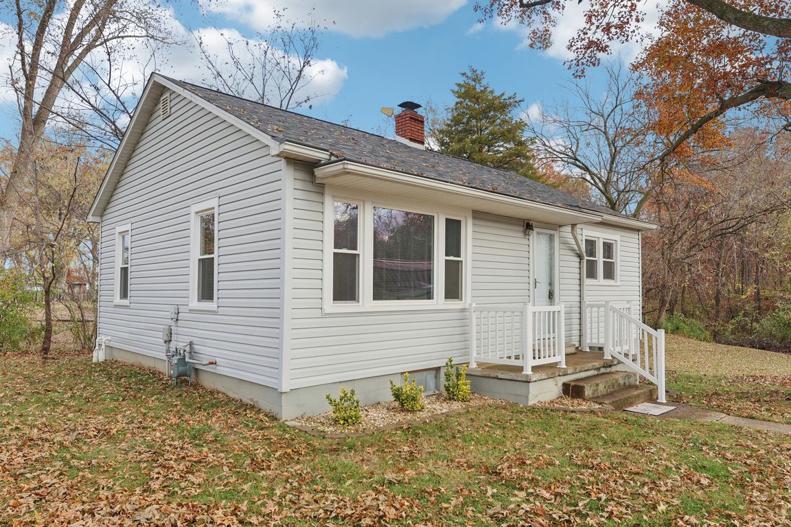 242 Hickory Rd-S1911-002.jpg