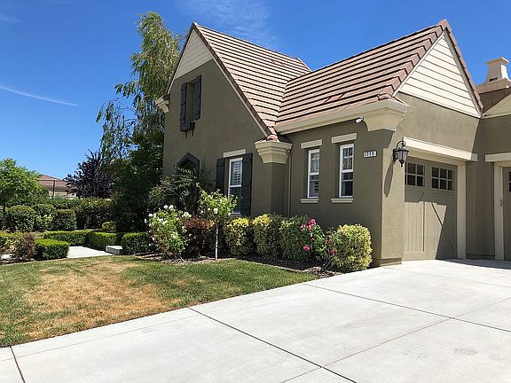2nd image of 1775 Espana Way