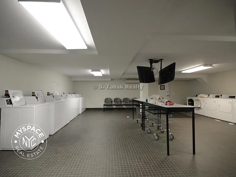 1625 Putnam Ave #3K — Photo 18