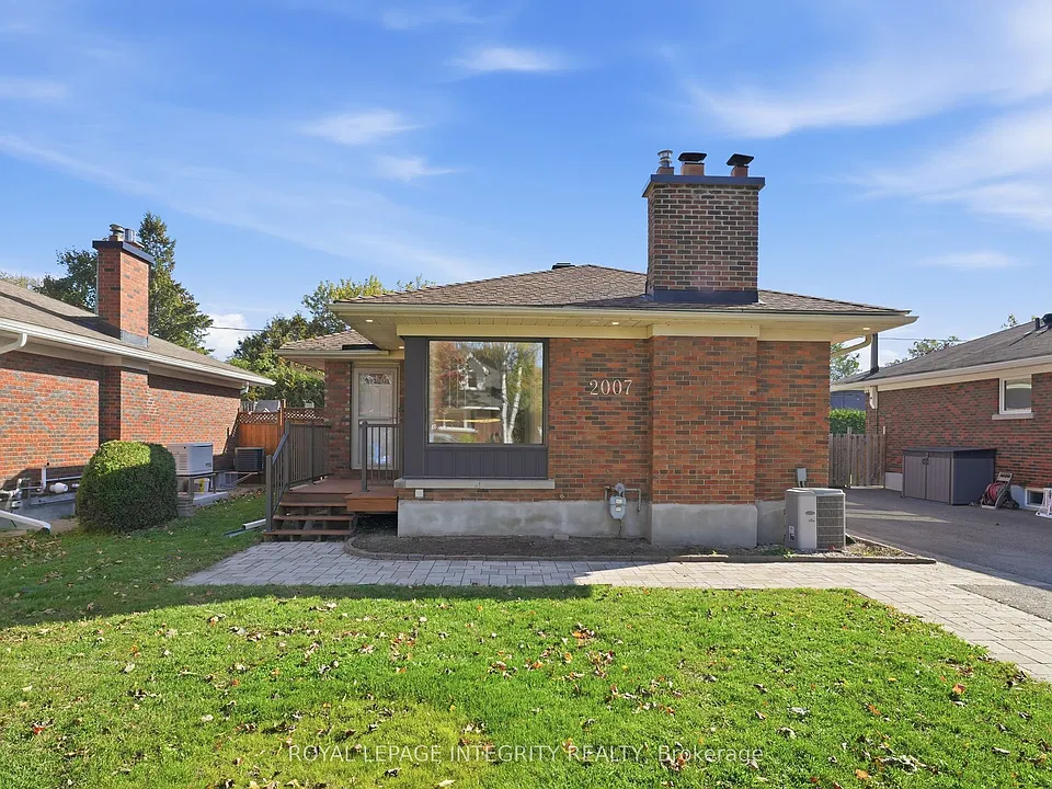 2007 Dorval Ave