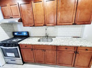28-02 Ditmars Blvd #1B, Astoria, NY 11105