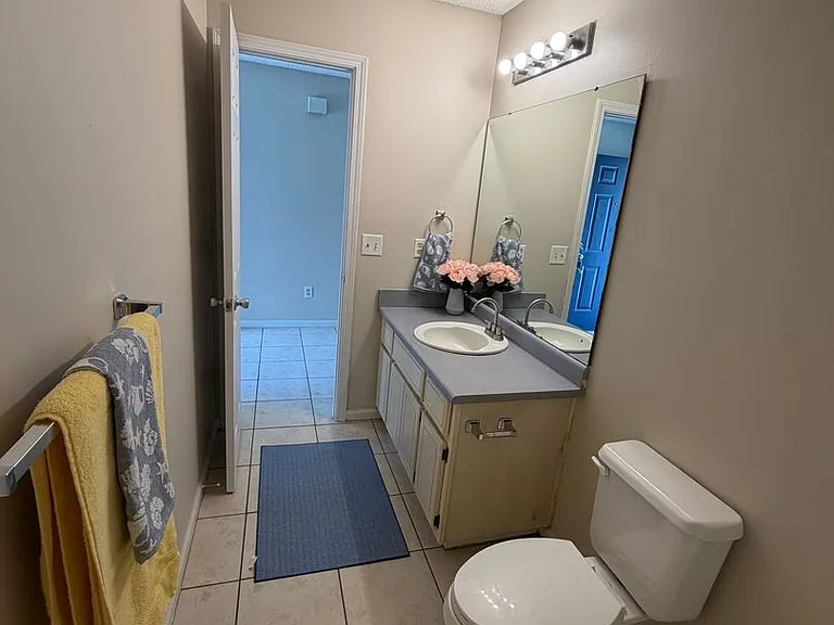 101 Talbot Ct — Photo 7