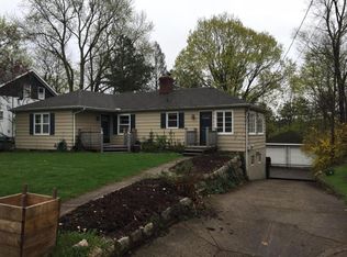 2009 Stevens Ave, Kalamazoo, MI 49008