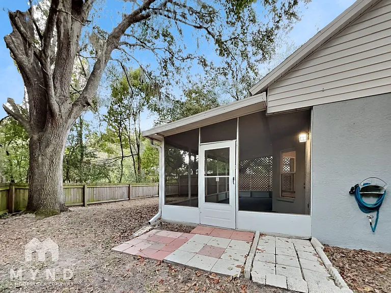 6119 Sand Key Ln — Photo 17