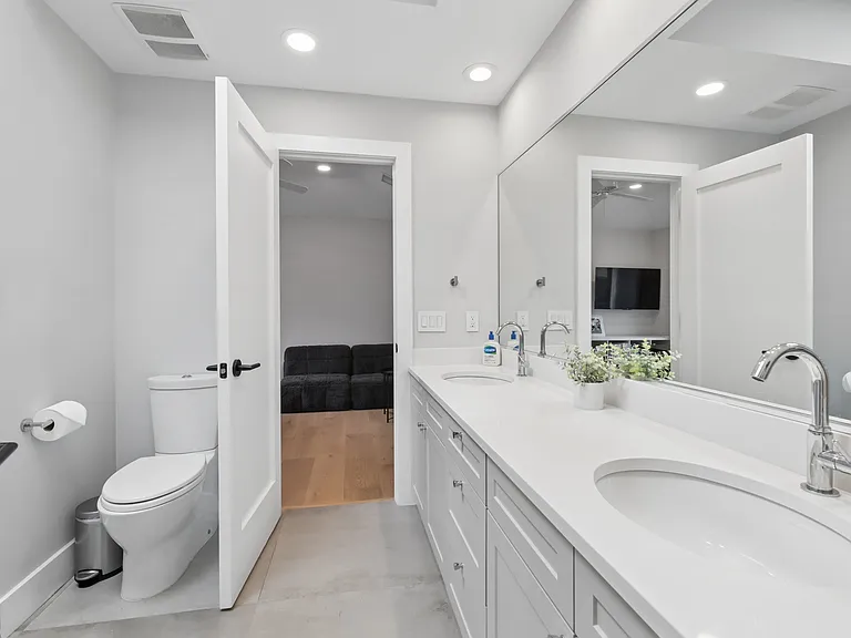 34 Merrifield Way — Photo 28