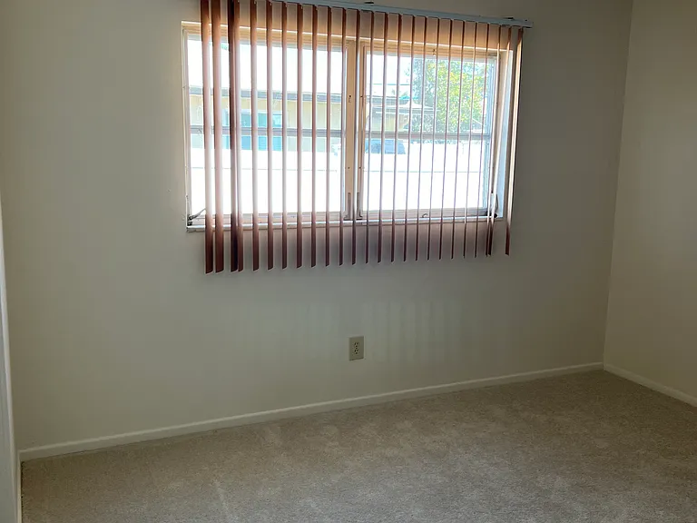 3156 Port Charlotte Blvd — Photo 10
