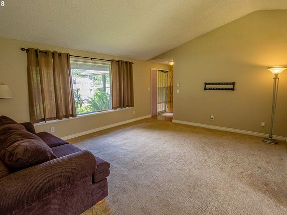 3rd image of 12201 SE 11th St