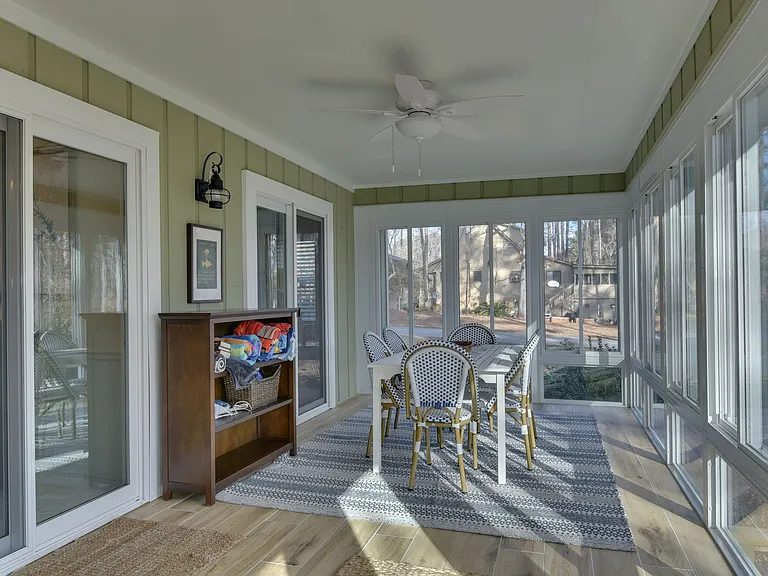 1136 Jamaica Ave — Photo 30