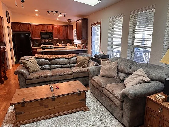 1768 Rolling Hills Dr — Photo 31