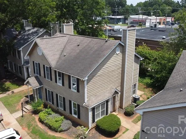 3142 Driftwood Dr APT B, Charlotte, NC 28205