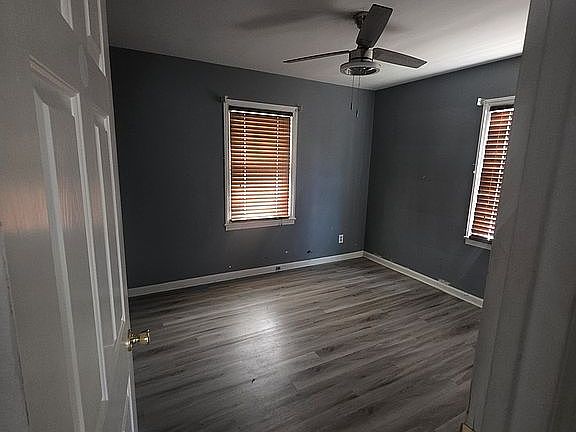 5th image of 3513 Bells Ln