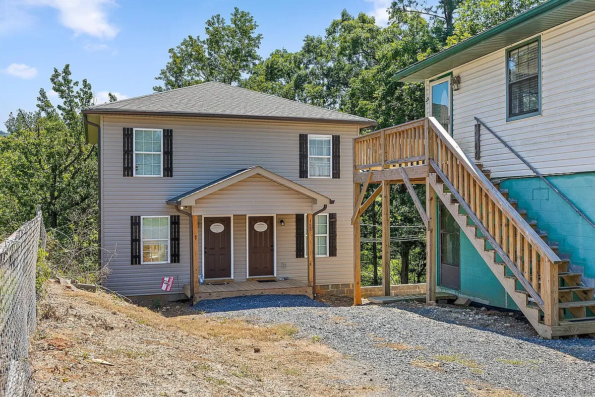 Building Photo - 168 Poteet Rd #B