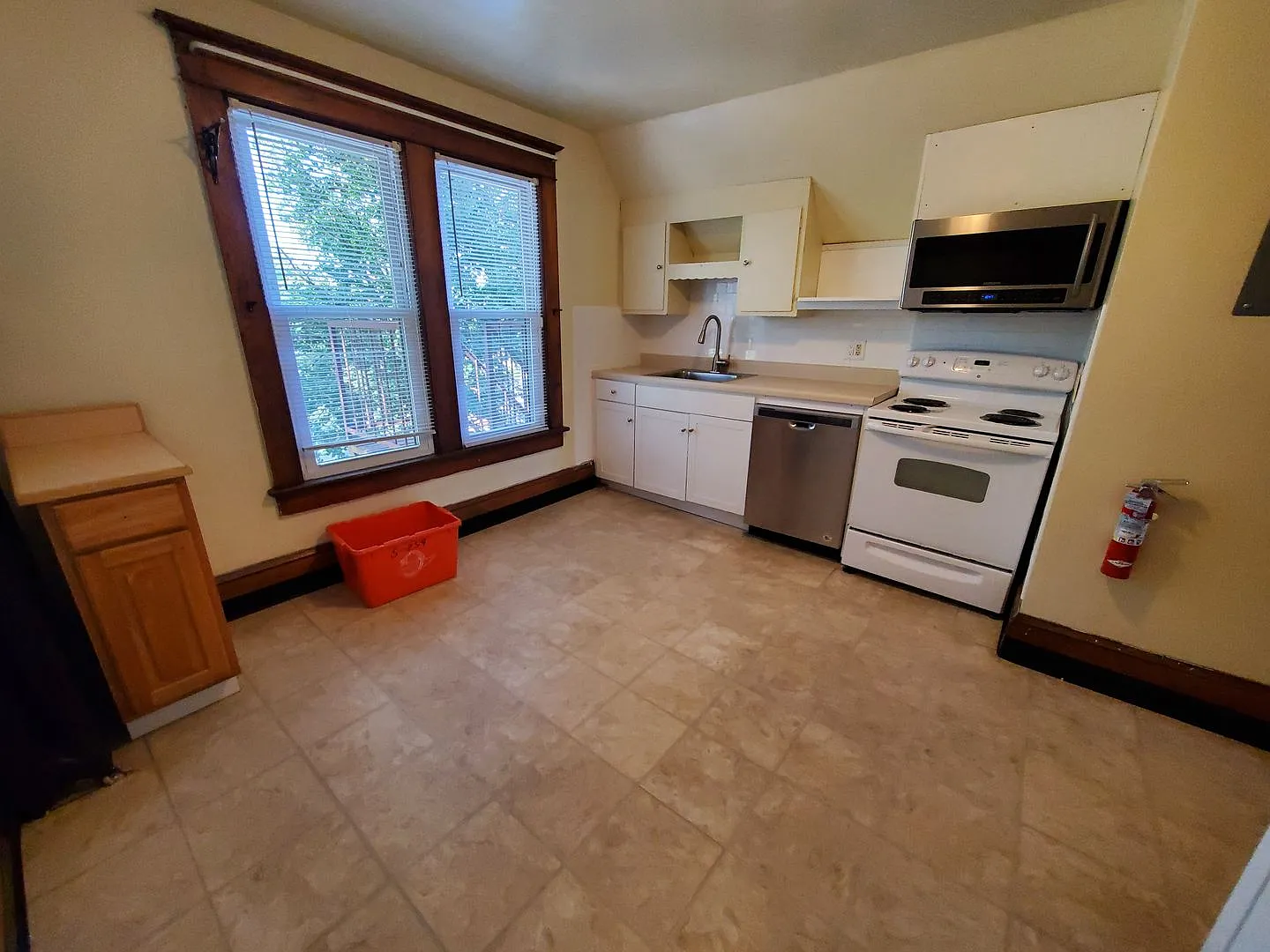 254 S. Burrowes St — Photo 4