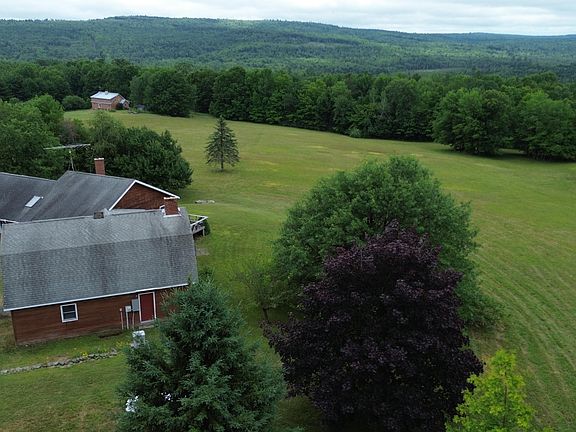 4th image of 41 Brown Farm Road