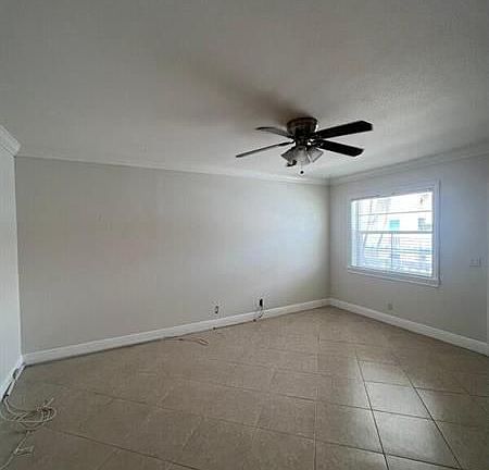 2nd image of 640 NE 6th Ct APT M
