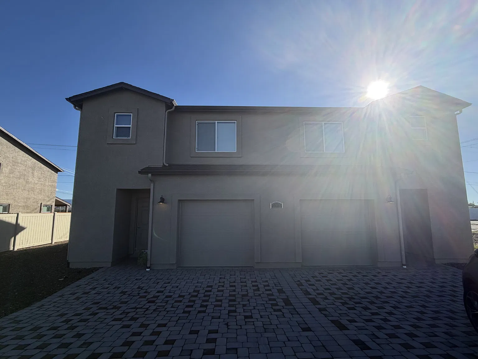3 bed, 2.5 bath, 1400 sqft, $2,400 — Photo 2