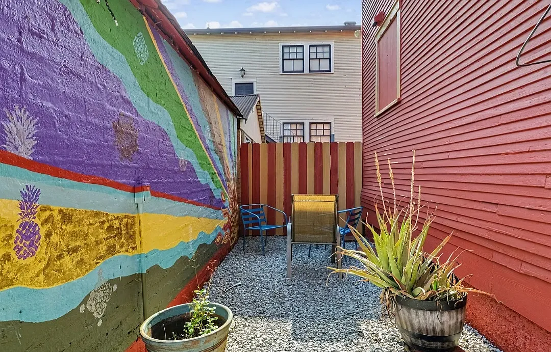 3 bed, $1,700 — Photo 1
