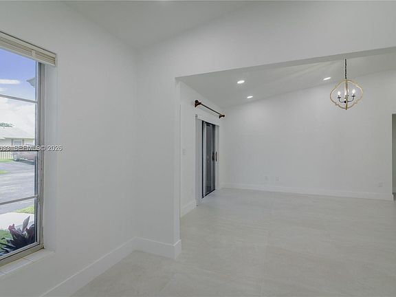 4th image of 11903 SW 110th Street Cir E #11903