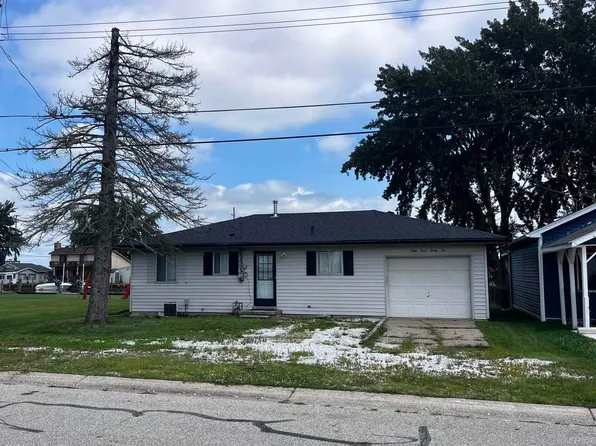 6336 Marina Dr, Algonac, MI 48001