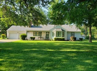424 W Country Rd, Columbus, KS 66725