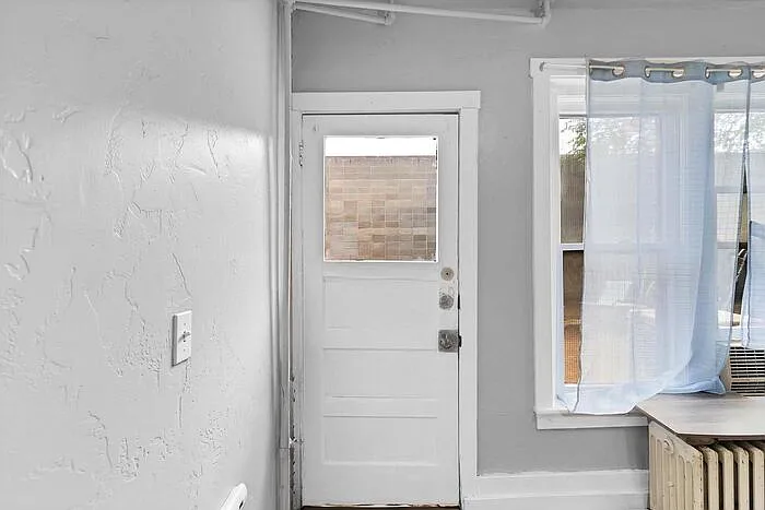 Building Photo - 529 Colorado Ave #104
