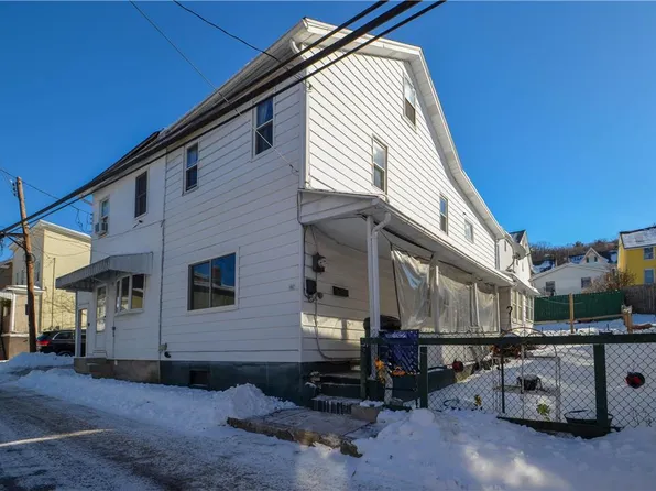 226 W Kline Ave, Lansford, PA 18232