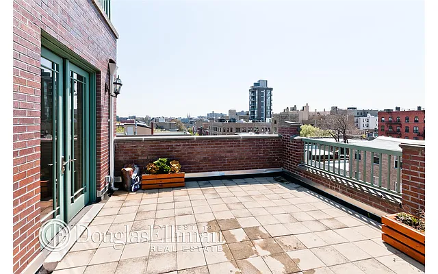 Sold by Douglas Elliman | media 33