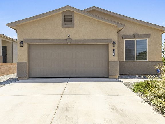 2nd image of 18 Vista Del Cerro Dr