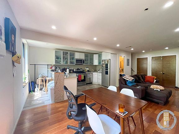 2nd image of 472 Marcus Garvey Blvd APT 4B
