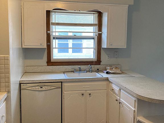 KT - Dishwasher & Sink