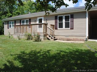504 Salem Ave, Salem, IN 47167