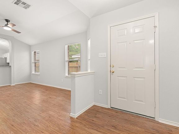 4th image of 11407 Jim Thorpe Ln