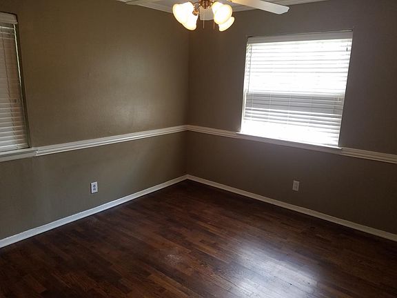 5th image of 3035 Valwood Pkwy