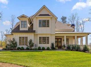1375 Wintergreen Ln, Signal Mountain, TN 37377