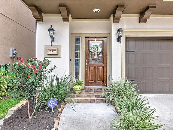 5th image of 2827 Kings Retreat Cir